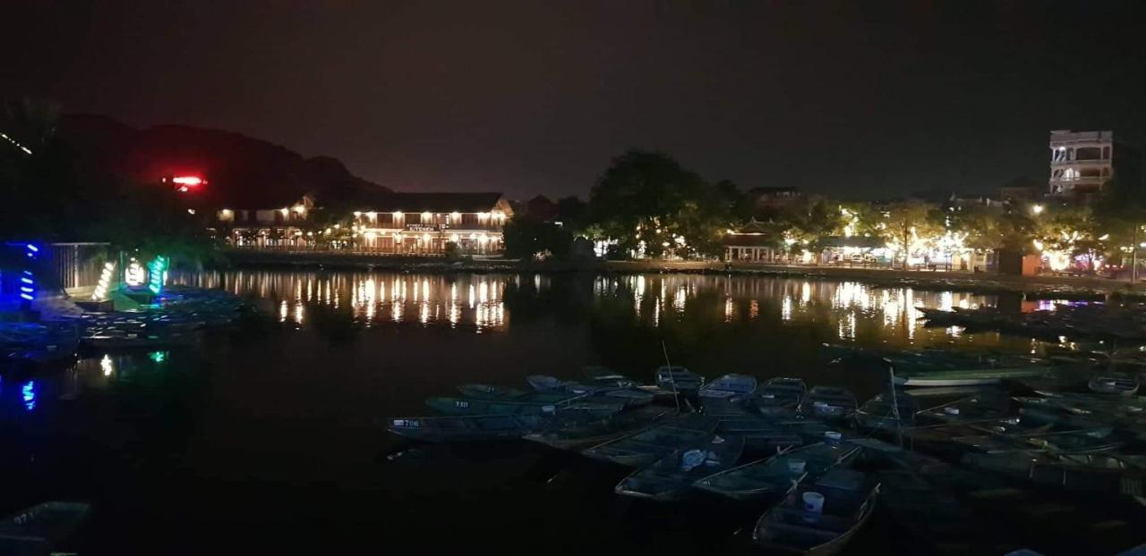 Lodge By Tam Coc Lake 닌빈 외부 사진